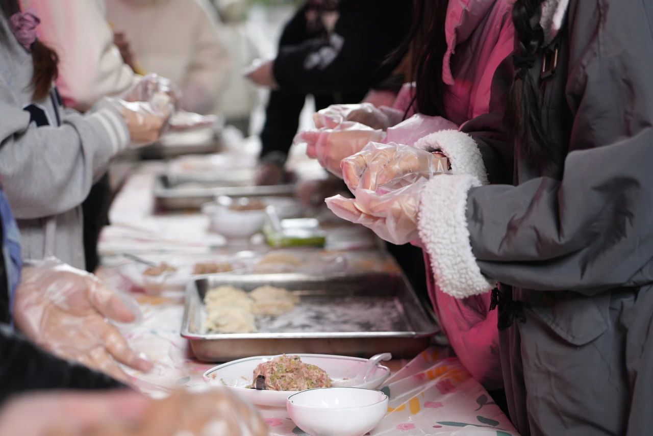 【园区活动】冬至包饺子，企业职工欢聚一堂，暖心又暖胃